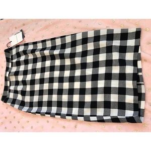 Black & White high-waisted pencil skirt NWT